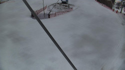 Spodní část sjezdovky skiareálu Karolinka