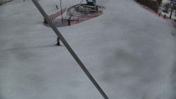 Spodní část sjezdovky skiareálu Karolinka