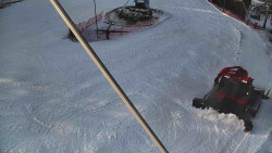 Spodní část sjezdovky skiareálu Karolinka