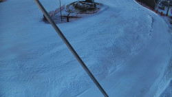 Spodní část sjezdovky skiareálu Karolinka