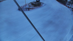 Spodní část sjezdovky skiareálu Karolinka