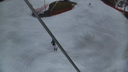 Spodní část sjezdovky skiareálu Karolinka