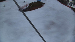 Spodní část sjezdovky skiareálu Karolinka