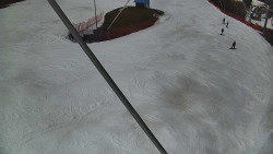 Spodní část sjezdovky skiareálu Karolinka