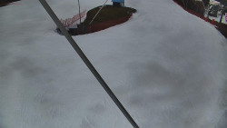 Spodní část sjezdovky skiareálu Karolinka