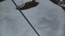 Spodní část sjezdovky skiareálu Karolinka