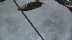 Spodní část sjezdovky skiareálu Karolinka