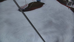 Spodní část sjezdovky skiareálu Karolinka