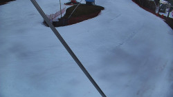 Spodní část sjezdovky skiareálu Karolinka