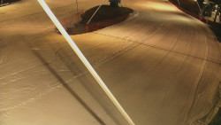 Spodní část sjezdovky skiareálu Karolinka