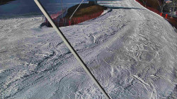 Spodní část sjezdovky skiareálu Karolinka