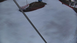 Spodní část sjezdovky skiareálu Karolinka