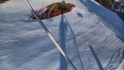 Spodní část sjezdovky skiareálu Karolinka