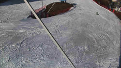 Spodní část sjezdovky skiareálu Karolinka