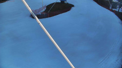 Spodní část sjezdovky skiareálu Karolinka