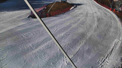 Spodní část sjezdovky skiareálu Karolinka