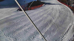 Spodní část sjezdovky skiareálu Karolinka