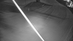 Spodní část sjezdovky skiareálu Karolinka