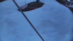 Spodní část sjezdovky skiareálu Karolinka