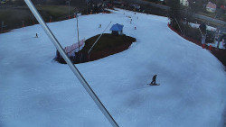 Spodní část sjezdovky skiareálu Karolinka