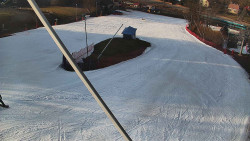 Spodní část sjezdovky skiareálu Karolinka