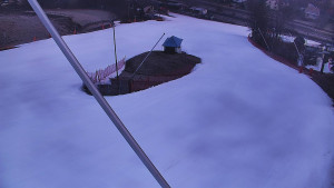 Skiareál Karolinka - Spodní část sjezdovky skiareálu Karolinka - 4.3.2026 v 06:15 Skiareál Karolinka - Spodní část sjezdovky skiareálu Karolinka - 4.3.2026 v 06:15