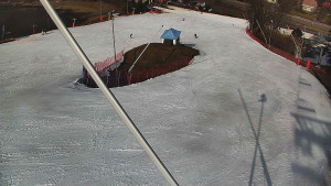 Skiareál Karolinka - Spodní část sjezdovky skiareálu Karolinka - 4.3.2026 v 11:02 Skiareál Karolinka - Spodní část sjezdovky skiareálu Karolinka - 4.3.2026 v 11:02