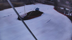 Spodní část sjezdovky skiareálu Karolinka