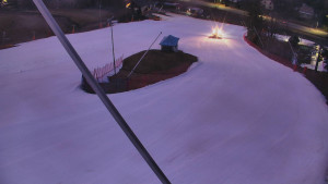 Skiareál Karolinka - Spodní část sjezdovky skiareálu Karolinka - 4.3.2026 v 18:00 Skiareál Karolinka - Spodní část sjezdovky skiareálu Karolinka - 4.3.2026 v 18:00