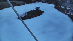 Spodní část sjezdovky skiareálu Karolinka