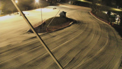 Spodní část sjezdovky skiareálu Karolinka