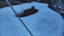 Spodní část sjezdovky skiareálu Karolinka