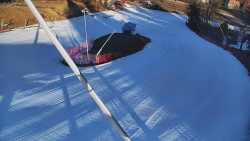 Spodní část sjezdovky skiareálu Karolinka