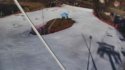 Spodní část sjezdovky skiareálu Karolinka