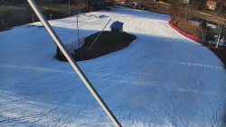 Spodní část sjezdovky skiareálu Karolinka