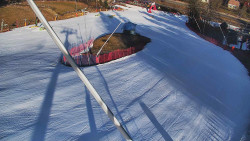 Spodní část sjezdovky skiareálu Karolinka