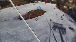 Spodní část sjezdovky skiareálu Karolinka