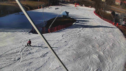 Spodní část sjezdovky skiareálu Karolinka