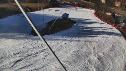 Spodní část sjezdovky skiareálu Karolinka