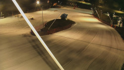 Spodní část sjezdovky skiareálu Karolinka