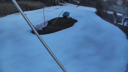 Spodní část sjezdovky skiareálu Karolinka