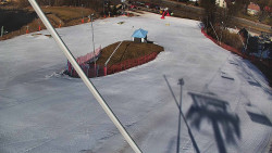 Spodní část sjezdovky skiareálu Karolinka