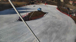 Spodní část sjezdovky skiareálu Karolinka