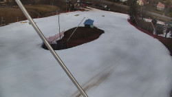 Spodní část sjezdovky skiareálu Karolinka