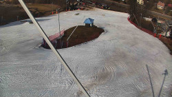 Spodní část sjezdovky skiareálu Karolinka