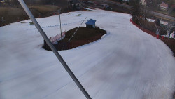 Spodní část sjezdovky skiareálu Karolinka