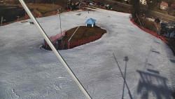 Spodní část sjezdovky skiareálu Karolinka