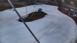 Spodní část sjezdovky skiareálu Karolinka