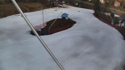 Spodní část sjezdovky skiareálu Karolinka