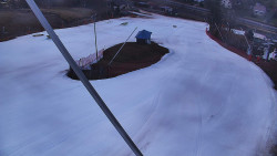 Spodní část sjezdovky skiareálu Karolinka